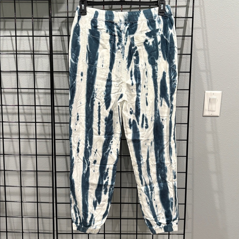 Juicy Couture Blue and White Tie-Dye Pants - Picture 7 of 8